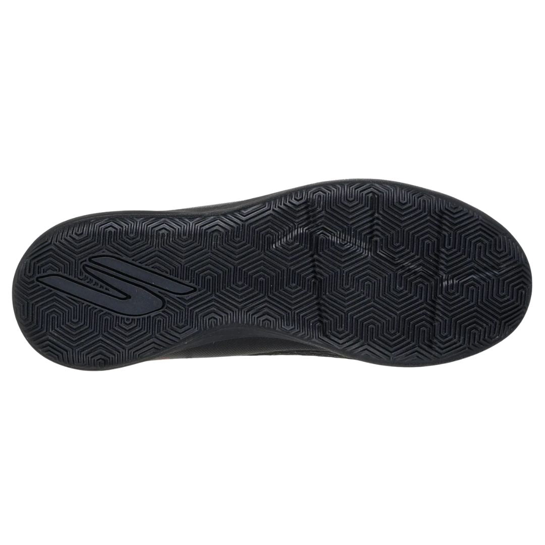 Skechers SKX 2 Club IC on kevyt ja ketterä jalkapallon sisäpelikenkä, joka on suunniteltu pelaajalle, joka haluaa yhdistää tarkan pallotuntuman, hallitut liikkeet ja pitävän pohjan. Skechers jalkapallokengät sopivat erityisesti futsaliin, sisäjalkapalloon sekä koville ja tasaisille court pinnoille.