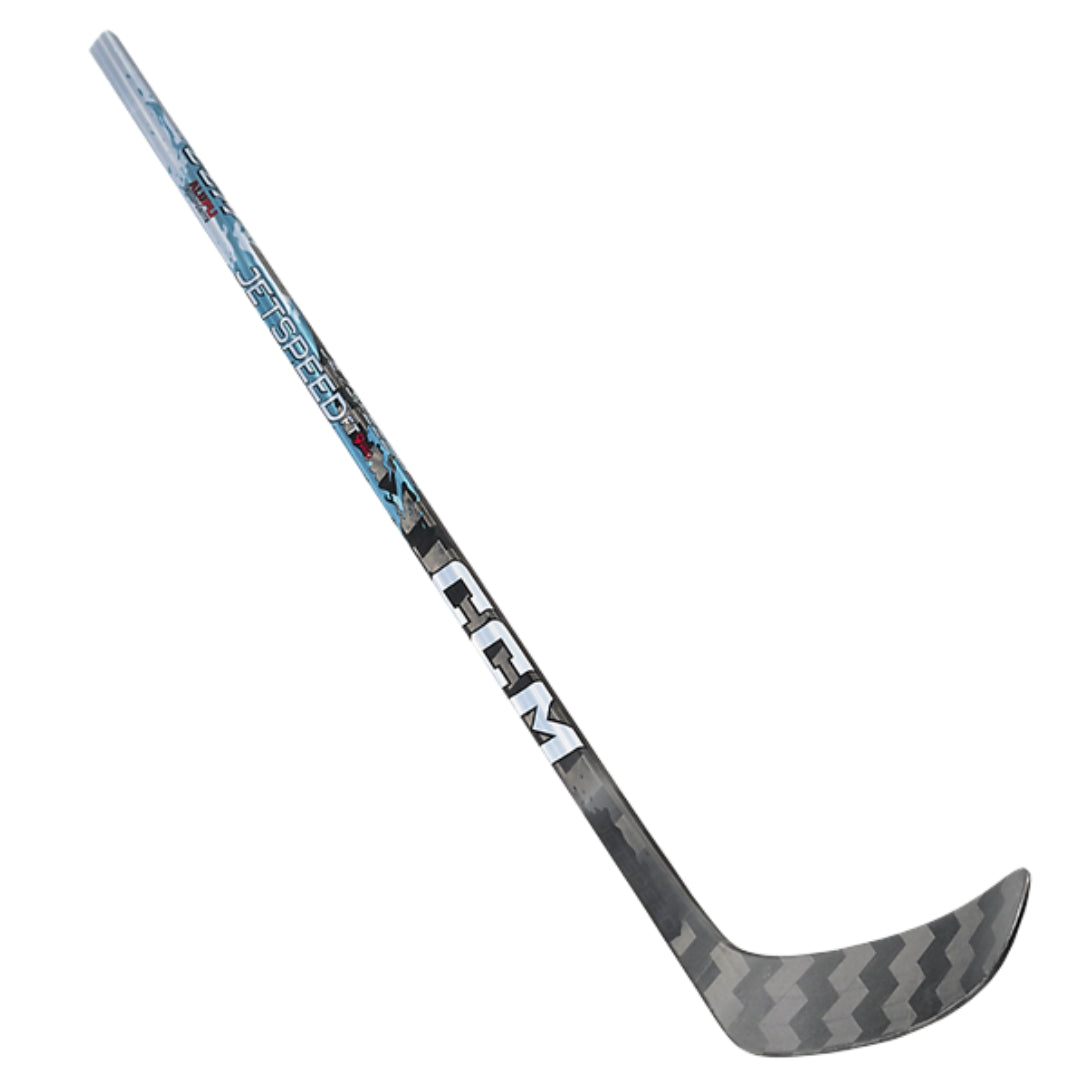 CCM Jetspeed FT9 Pro SR 75 Huippusuoritus alkaa oikeasta mailasta – ja Jetspeed FT9 Pro Senior on suunniteltu vastaamaan jokaiseen liikkeeseen.