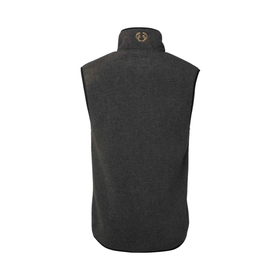 Mainstone Vest Men on tällä sesongilla saanut päivitetyn leikkauksen ja uusia yksityiskohtia. Valmistettu pehmeästä fleecekankaasta, jossa pehmeä harjattu sisäpinta. 100 % polyesteriä. Liivissä on korkea kaulus, jossa leukasuoja, ja kaksi tilavaa etutaskua, joissa vetoketju. Kauluksessa, kädenteissä ja helmassa joustava reunusnauha sävy sävyyn.