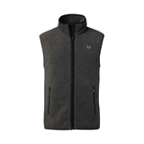 Mainstone Vest Men on tällä sesongilla saanut päivitetyn leikkauksen ja uusia yksityiskohtia. Valmistettu pehmeästä fleecekankaasta, jossa pehmeä harjattu sisäpinta. 100 % polyesteriä. Liivissä on korkea kaulus, jossa leukasuoja, ja kaksi tilavaa etutaskua, joissa vetoketju. Kauluksessa, kädenteissä ja helmassa joustava reunusnauha sävy sävyyn.