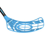 Fat Pipe FAST 34 BABY BLUE on nuorelle pelaajalle suunniteltu salibandymaila juniorille, jossa yhdistyvät kevyt käsiteltävyys, joustava varsi ja helppo pallonhallinta. FAST sarjan maila sopii erityisesti lapselle tai juniorille, joka opettelee salibandyn perustekniikkaa ja haluaa kehittyä mailankäsittelyssä, syöttämisessä ja laukomisessa.