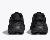 HOKA Challenger 8 GTX Wide miesten polkujuoksukengät on suunniteltu aktiiviseen ulkoiluun, polkujuoksuun ja kävelyyn silloin, kun reitti kulkee asfaltin, soran, metsän ja kosteiden maasto osuuksien välillä. 