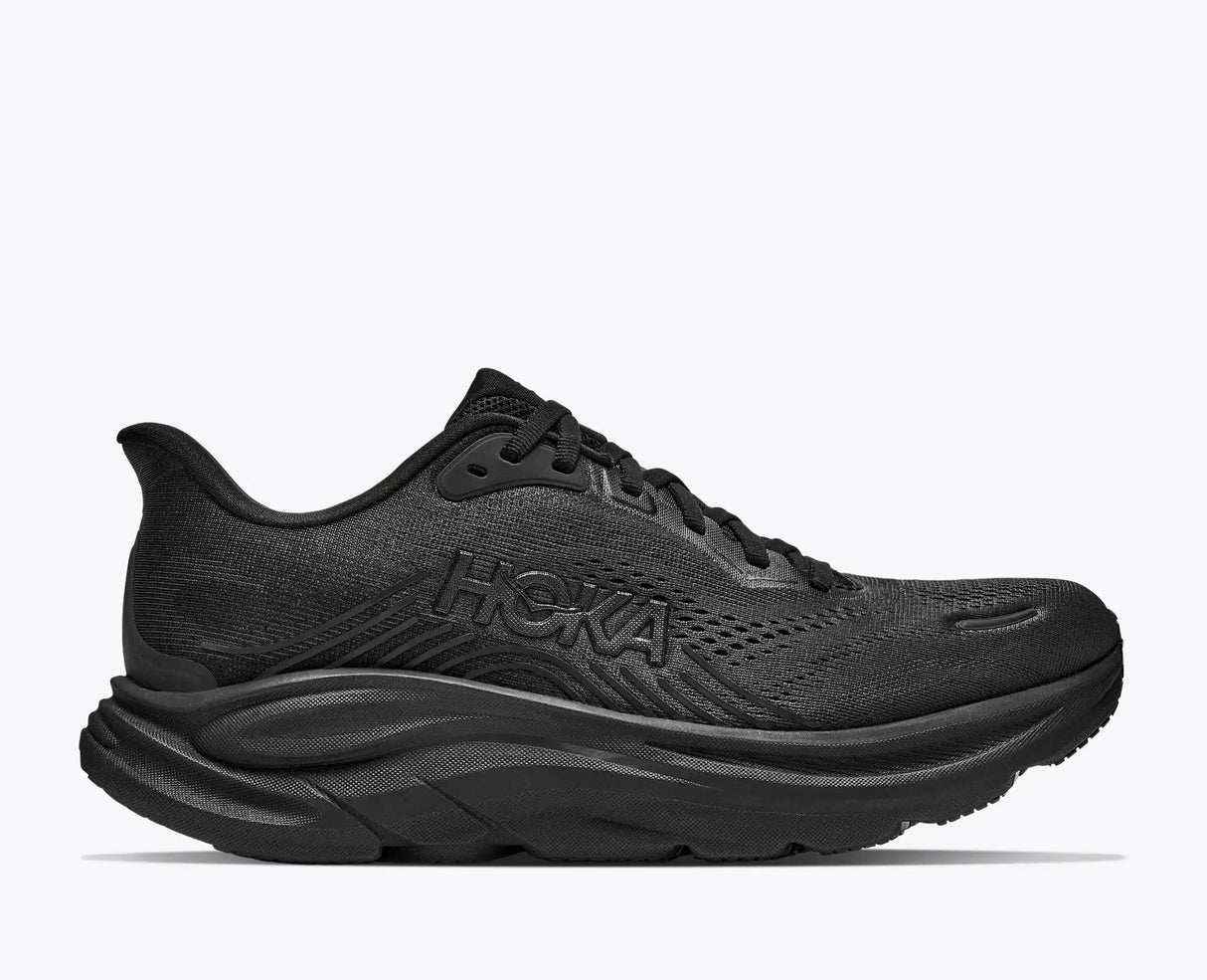 HOKA Clifton 11 naisten juoksukengät on suunniteltu juoksijalle, joka haluaa yhdistää kevyen tuntuman, pehmeän vaimennuksen ja sujuvan askelluksen. Tämä neutraali naisten juoksukenkä toimii erinomaisesti päivittäisillä lenkeillä
