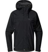 Haglöfs Astral GTX II Jacket Women on monipuolinen naisten kuoritakki, joka on suunniteltu vaellukseen, retkeilyyn ja ympärivuotiseen ulkoiluun vaihtelevissa sääolosuhteissa. Kaksikerroksinen GORE TEX ePE kalvorakenne tarjoaa luotettavan suojan sateelta ja tuulelta säilyttäen samalla hyvän hengittävyyden aktiivisessa liikkumisessa.