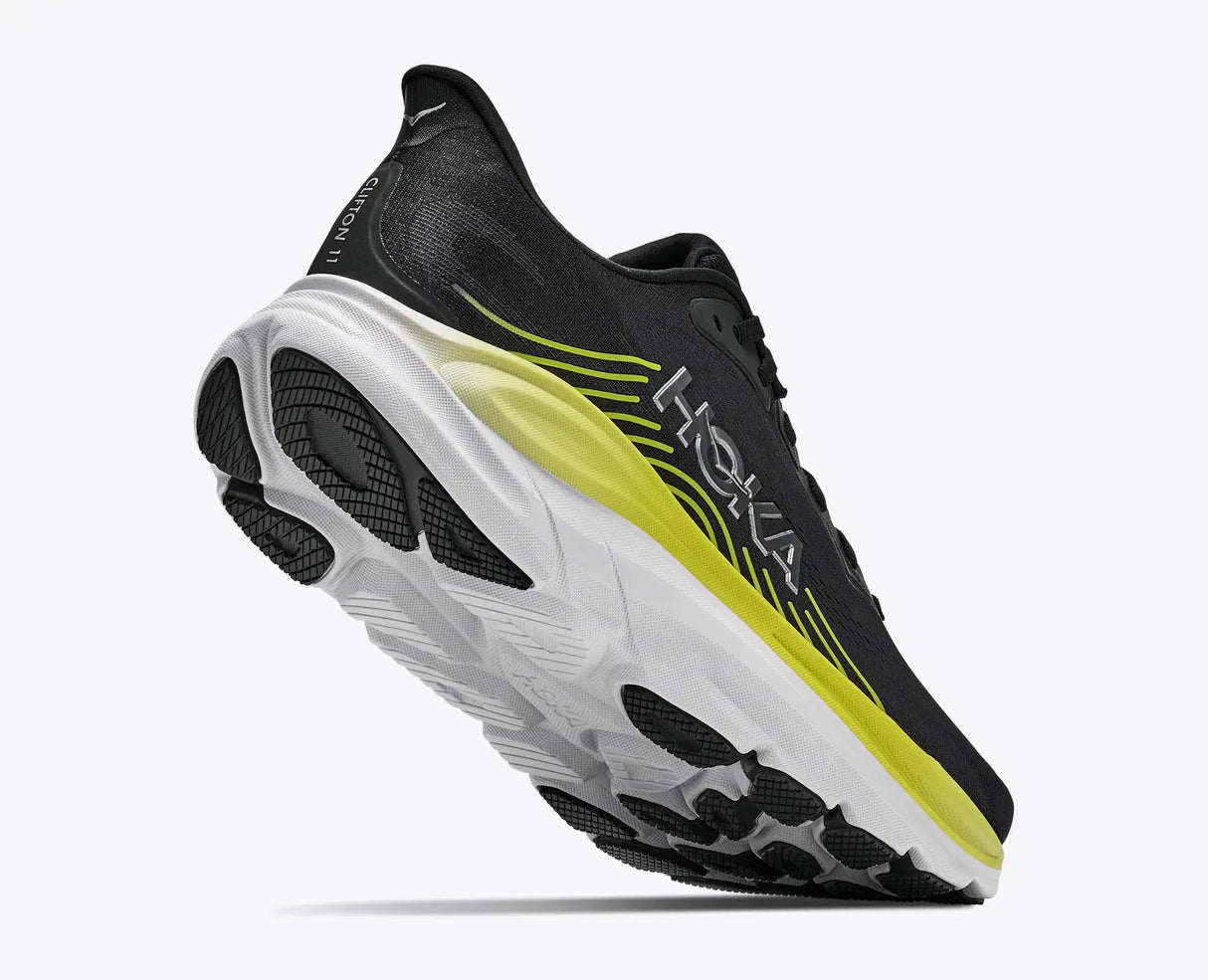 HOKA Clifton 11 miesten juoksukengät ovat kevyesti rullaava ja pehmeästi vaimennettu valinta päivittäiseen lenkkeilyyn, palauttavaan harjoitteluun sekä aktiiviseen kävelyyn. 