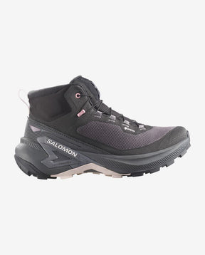 Salomon GENESIS MID GORE TEX on vedenpitävä ja kevyt miesten vaelluskenkä päiväretkille ja retkeilyyn. GORE-TEX-kalvo suojaa kosteudelta, activeCHASSIS™ tuo vakautta epätasaiseen maastoon ja All Terrain Contagrip® tarjoaa varmaa pitoa vaihtelevilla alustoilla. optiFOAM™-välipohja vaimentaa askelta ja mid-korkuinen rakenne lisää suojaa maastossa. Paino vain 385 g.