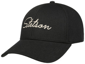 Stetson Baseball Classic Lettering on ajaton baseball-lippalakki, jossa yhdistyvät klassinen kuusipaneelinen rakenne, laadukas puuvillakangas ja Stetsonin tunnistettava kirjailtu tekstilogo. Selkeä muotoilu tekee lippiksestä helposti yhdisteltävän asusteen niin vapaa-aikaan, ulkoiluun kuin jokapäiväiseen kaupunkityyliin.